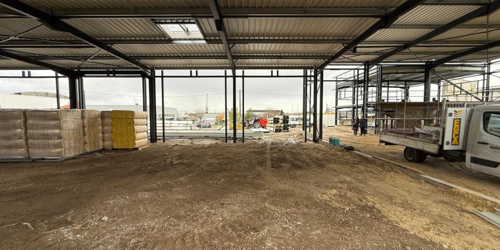 local industriel à BASSENS (33530)