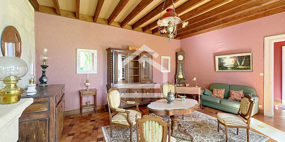 maison à ST MEDARD DE GUIZIERES (33230)