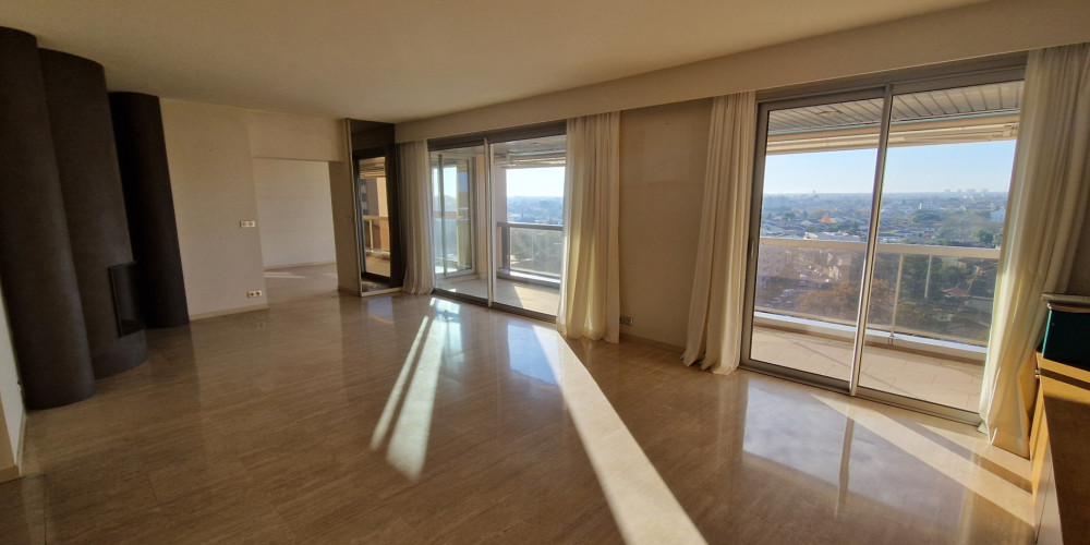 appartement à BORDEAUX (33200)