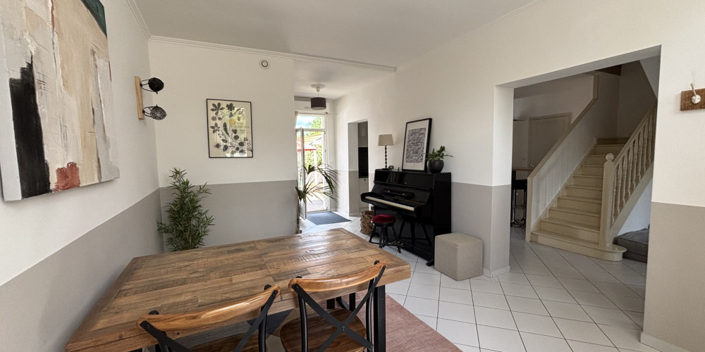 maison à COUTRAS (33230)