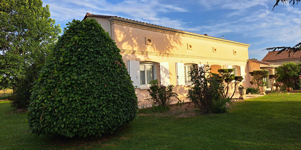 maison à COUTRAS (33230)