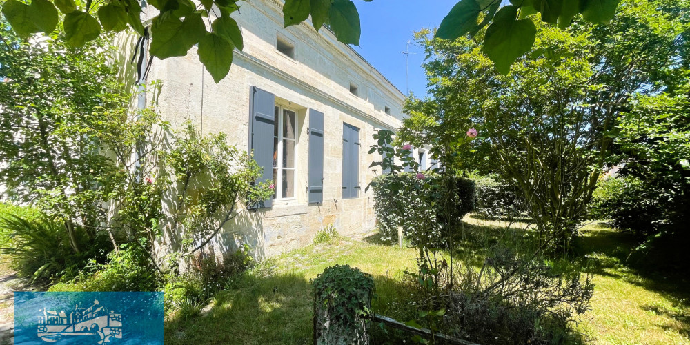 maison à ARSAC (33460)