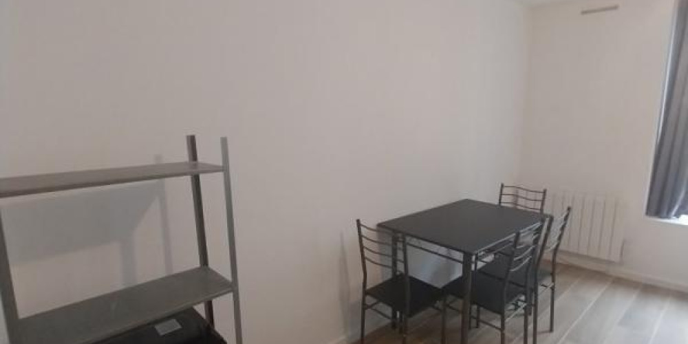 appartement à BORDEAUX (33800)