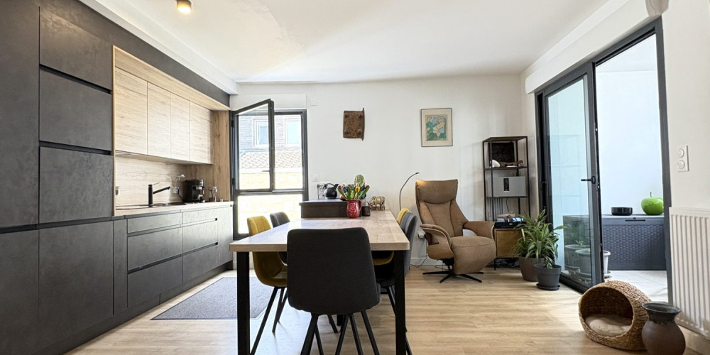 appartement à BORDEAUX (33000)