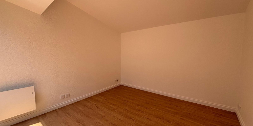 appartement à BORDEAUX (33000)