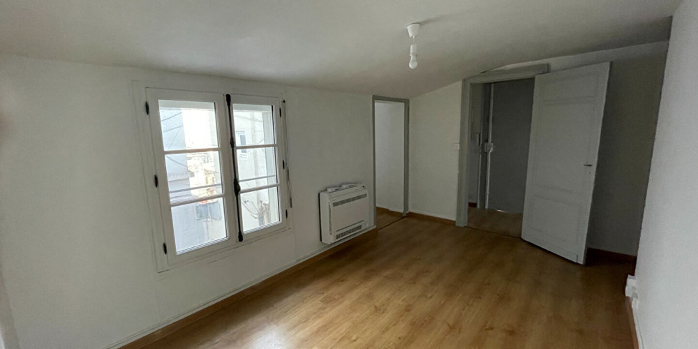 appartement à BORDEAUX (33000)