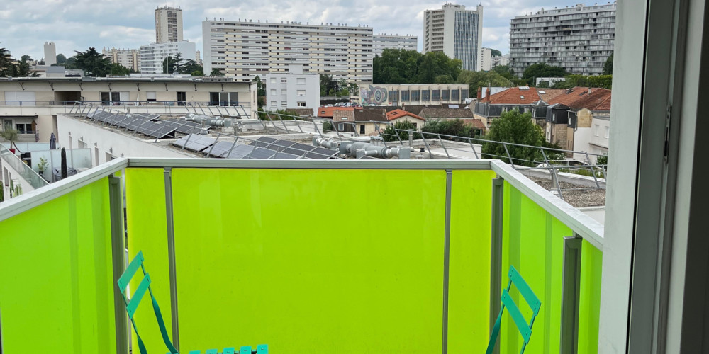 appartement à BORDEAUX (33300)