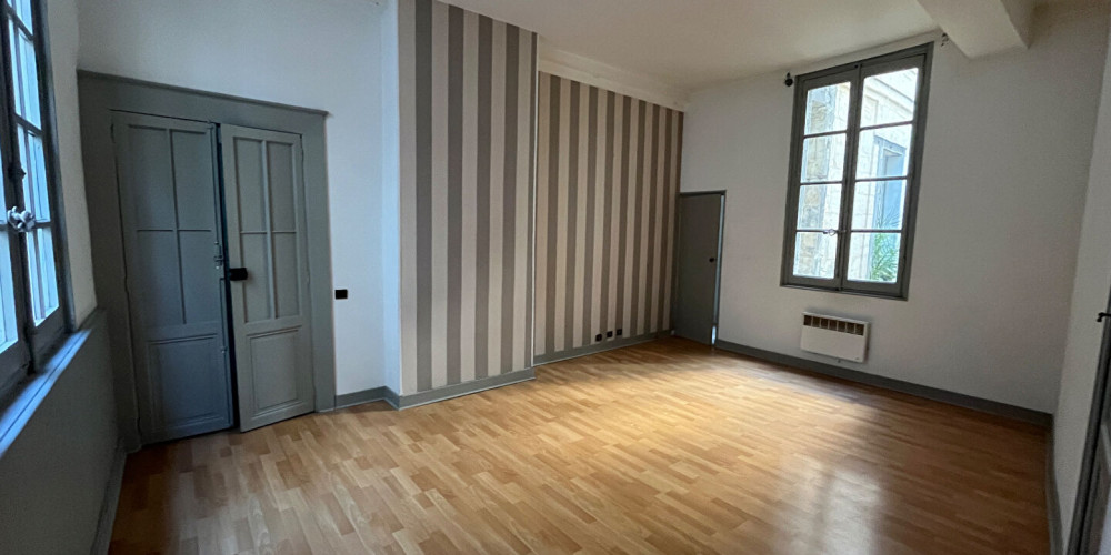 appartement à BORDEAUX (33000)