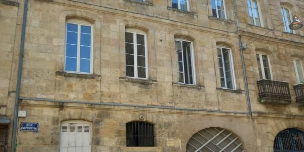 appartement à BORDEAUX (33800)