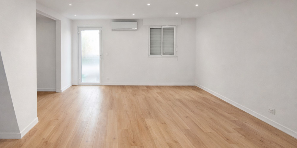 local commercial à ST MEDARD EN JALLES (33160)