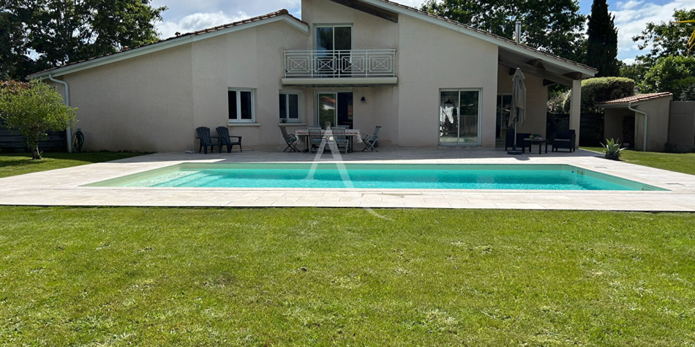 maison à ST AUBIN DE MEDOC (33160)