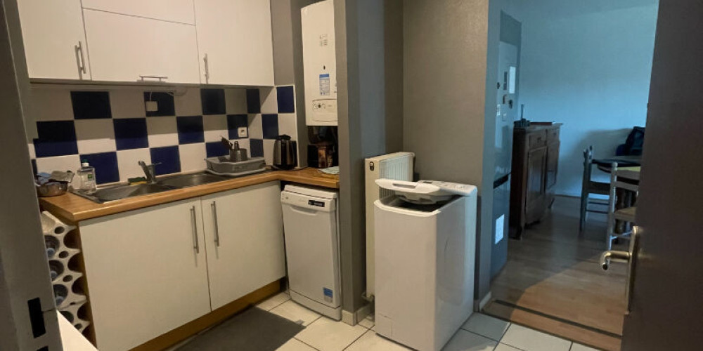 appartement à BORDEAUX (33800)