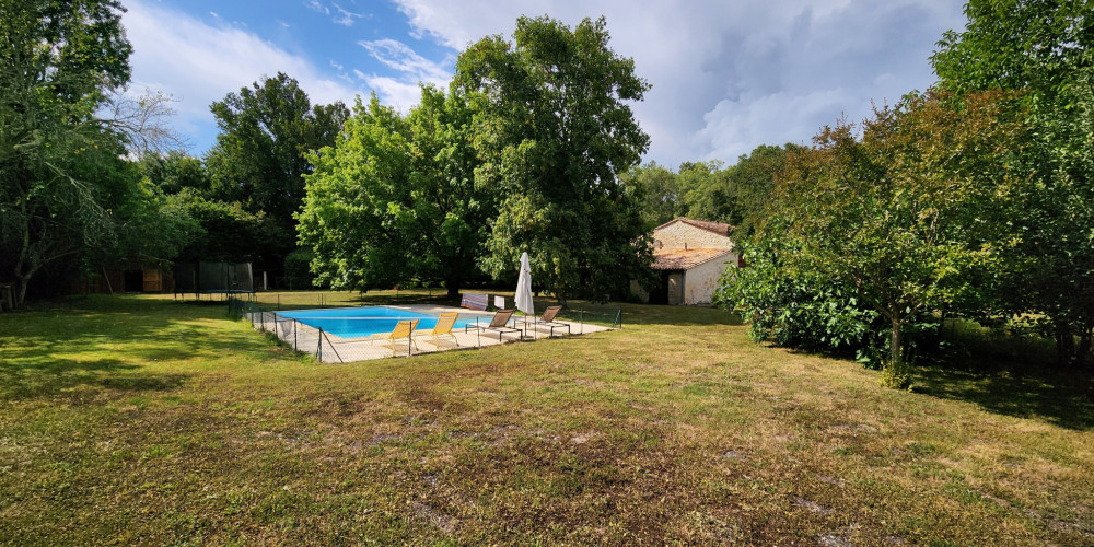 maison à PUGNAC (33710)