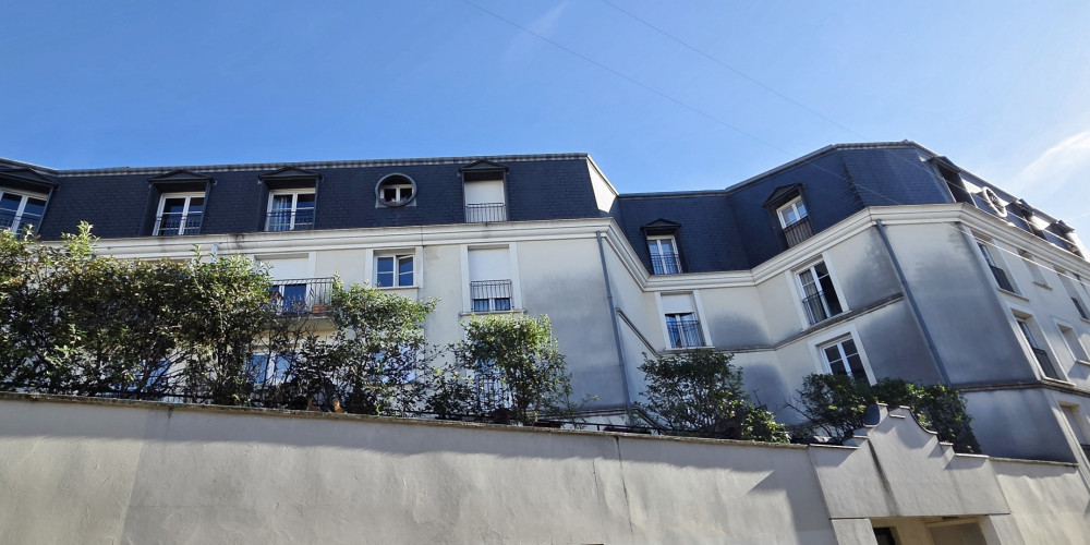 appartement à BORDEAUX (33000)