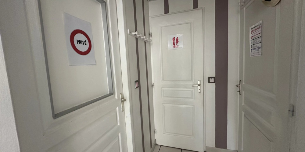 local commercial à STE FOY LA GRANDE (33220)