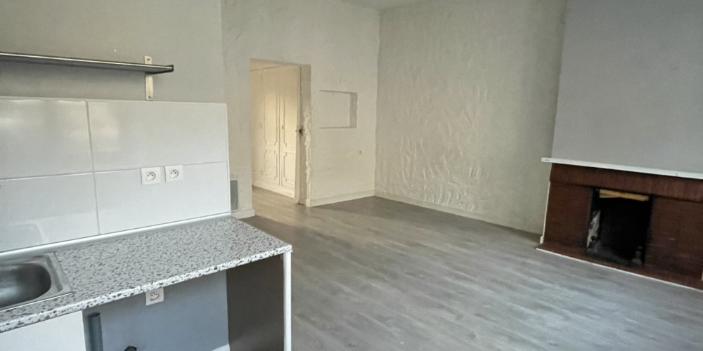 appartement à BORDEAUX (33000)