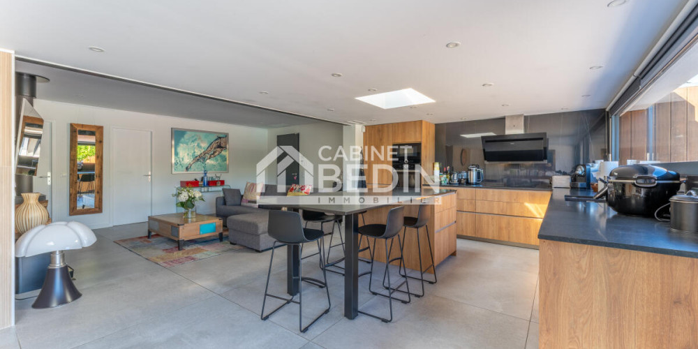 maison à PESSAC (33600)