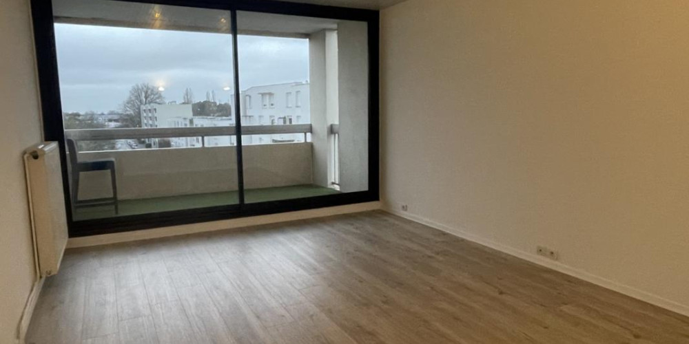 appartement à PESSAC (33600)