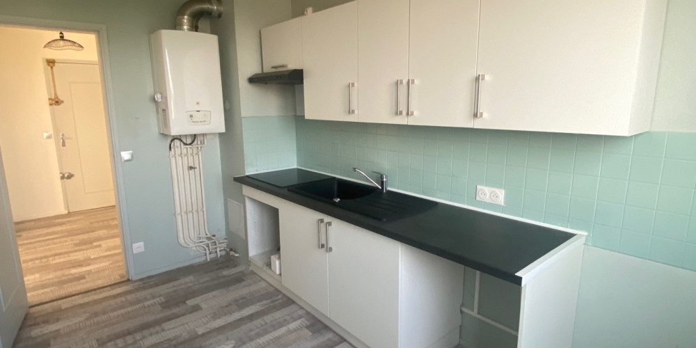 appartement à LE BOUSCAT (33110)