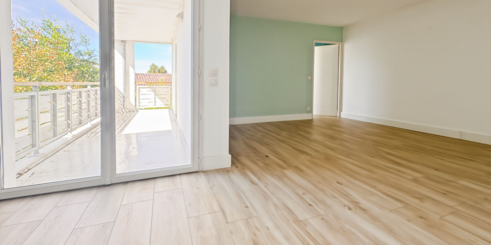 appartement à BRUGES (33520)
