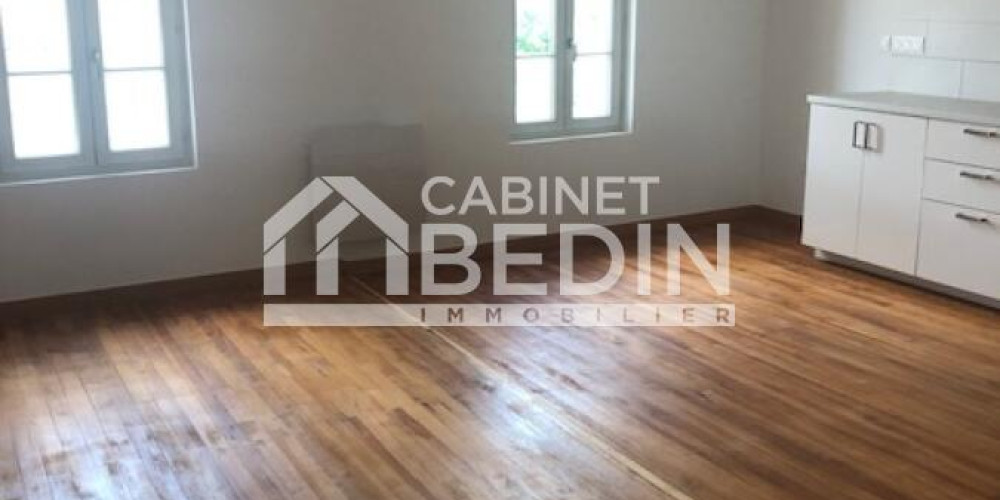 appartement à VILLEGOUGE (33141)