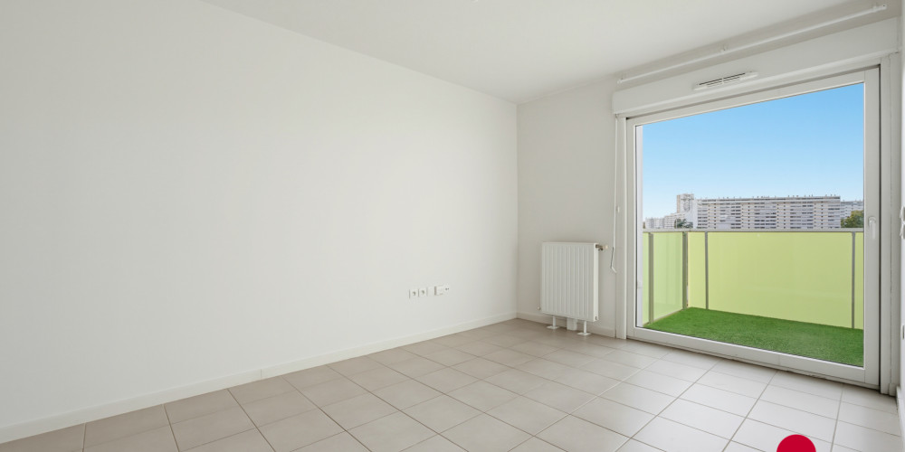 appartement à BORDEAUX (33300)
