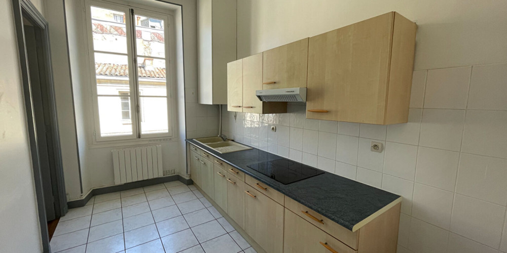 appartement à BORDEAUX (33000)