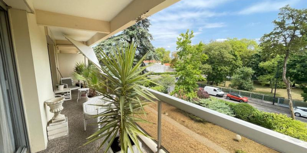 appartement à BORDEAUX (33200)