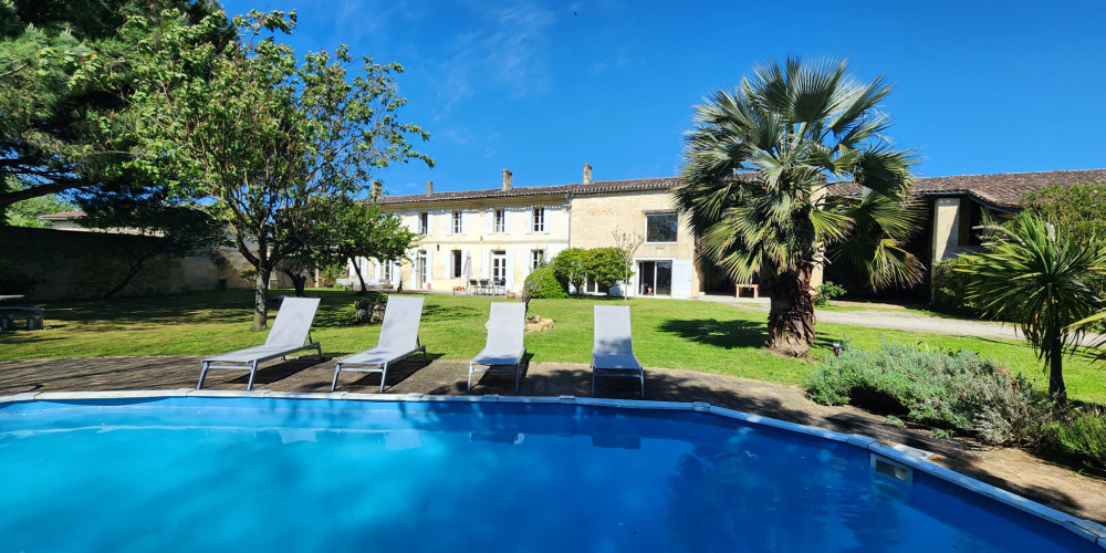 maison à PUGNAC (33710)