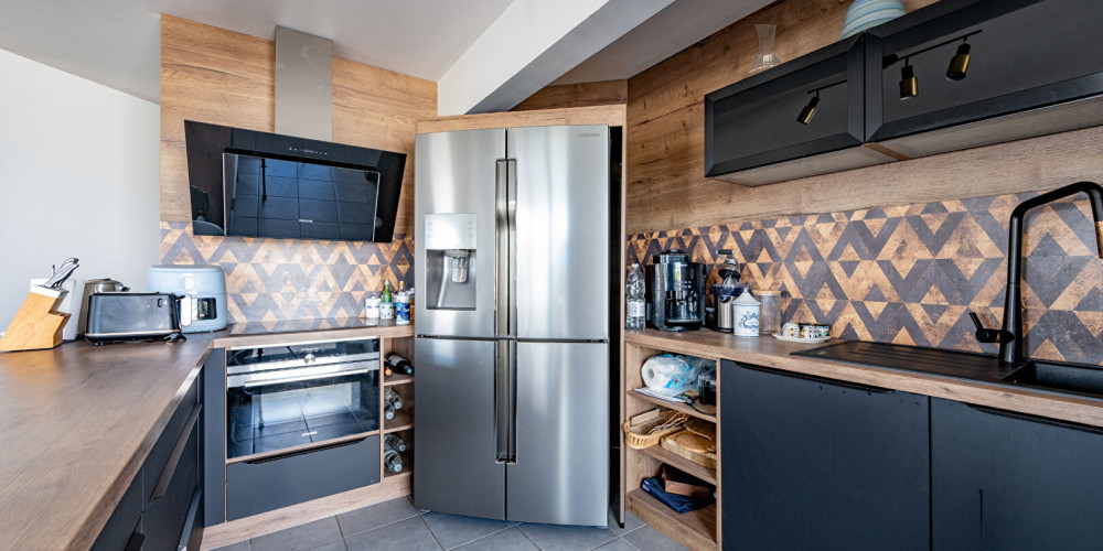 appartement à BORDEAUX (33100)