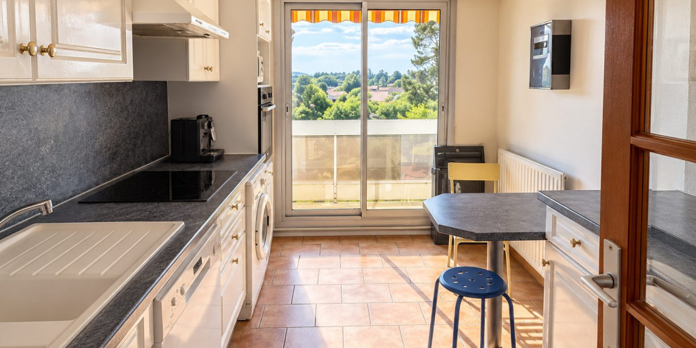 appartement à PESSAC (33600)