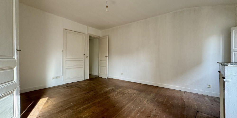 appartement à BORDEAUX (33000)