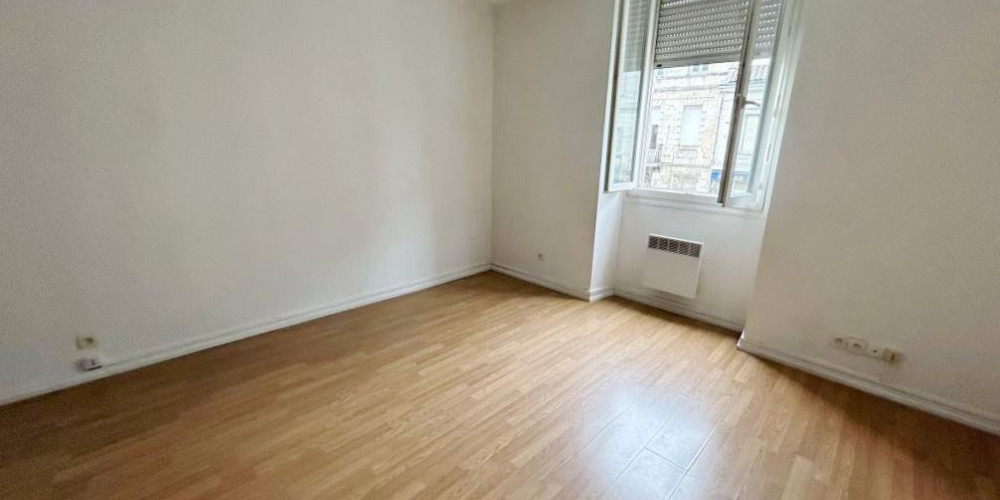 immeuble à BORDEAUX (33800)