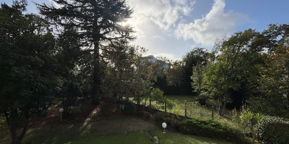 appartement à BORDEAUX (33200)