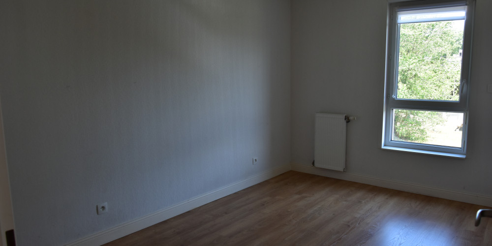 appartement à BRUGES (33520)