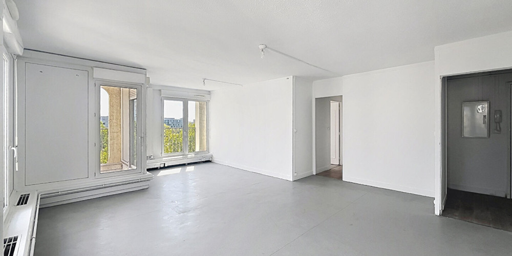 appartement à BORDEAUX (33300)