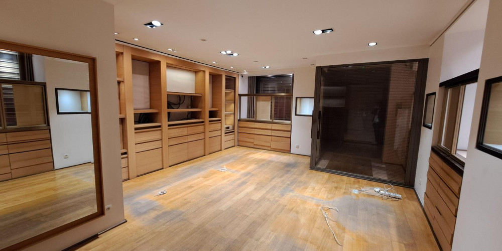 local commercial à BORDEAUX (33000)