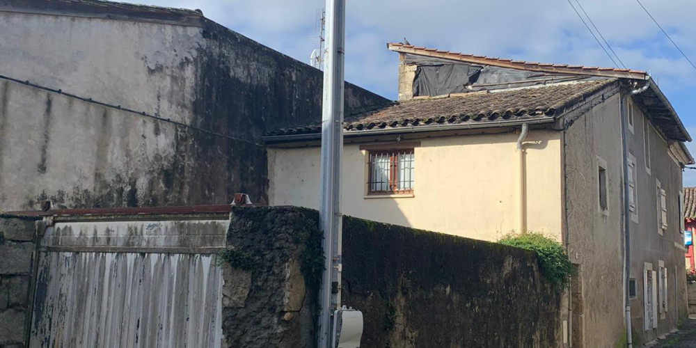 immeuble à SAUVETERRE DE GUYENNE (33540)
