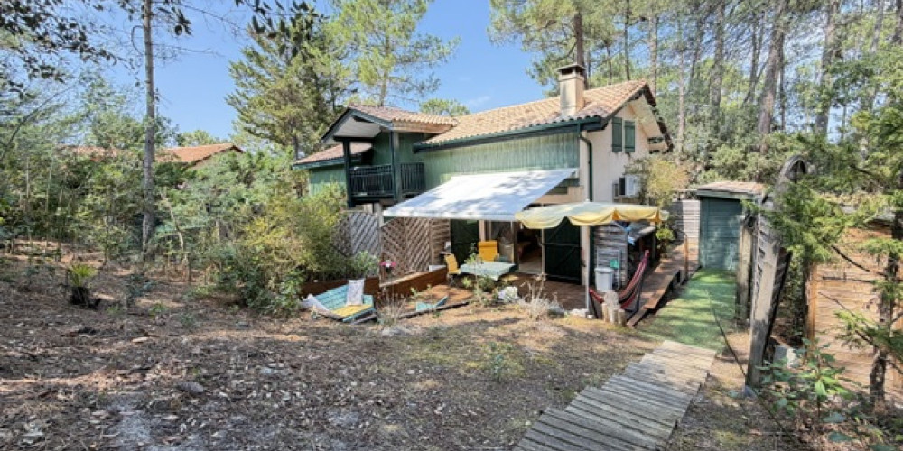 maison à LACANAU (33680)