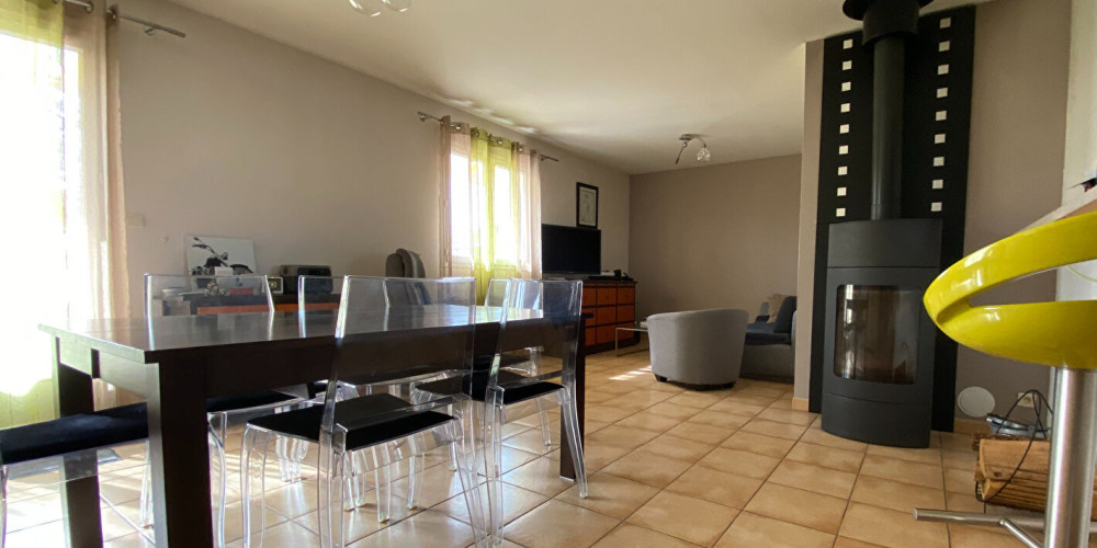 maison à COUTRAS (33230)