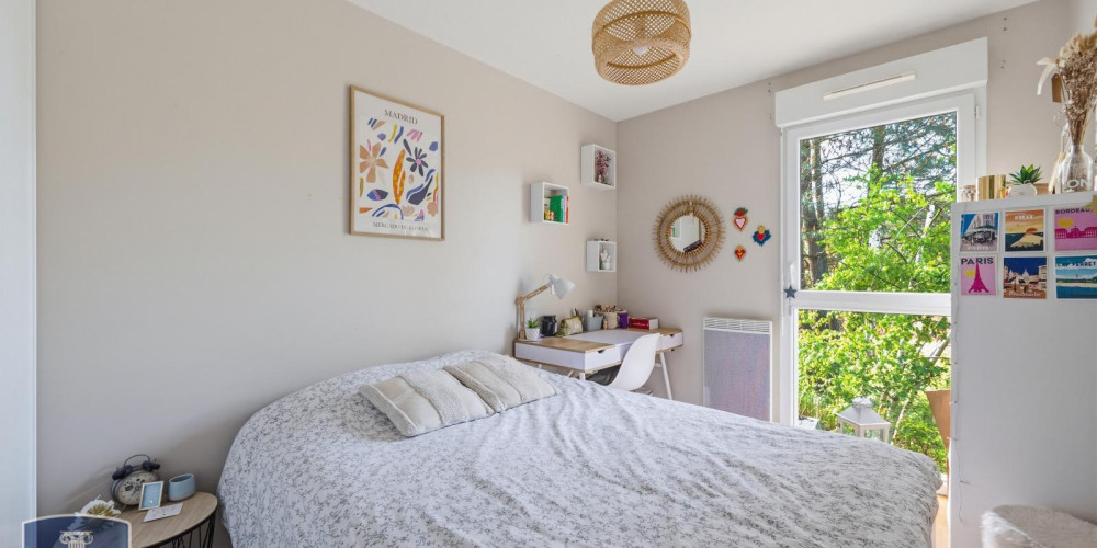 appartement à ST JEAN D ILLAC (33127)