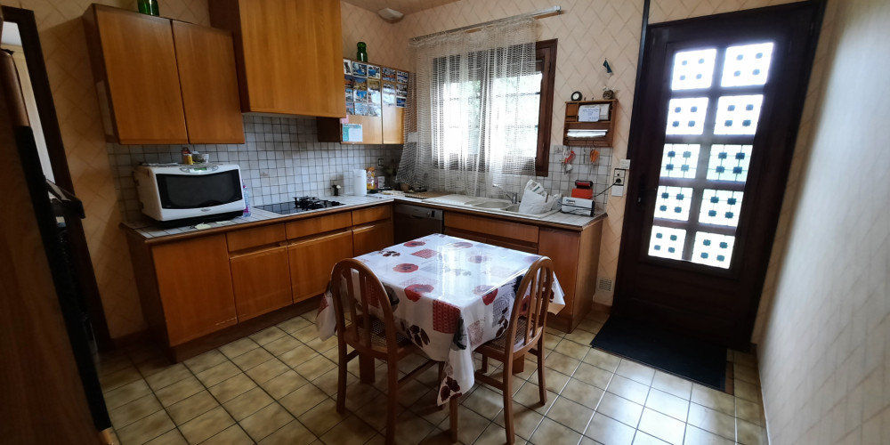 maison à SAUVETERRE DE GUYENNE (33540)