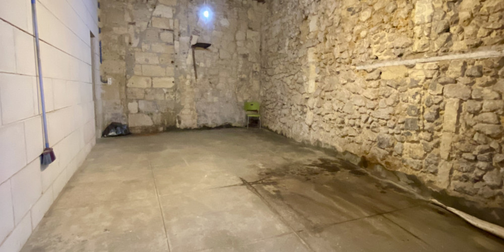 parking à BORDEAUX (33000)