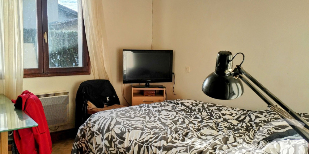 maison à ST MARTIN DE SESCAS (33490)