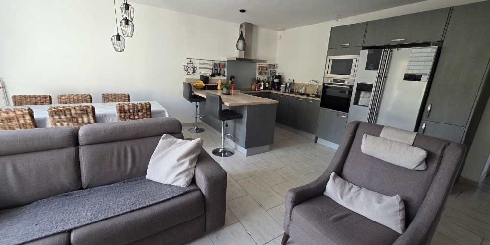 maison à VILLENAVE D ORNON (33140)