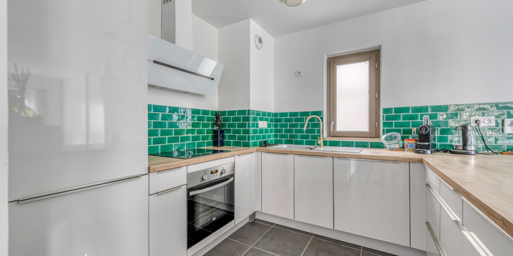 appartement à BORDEAUX (33100)