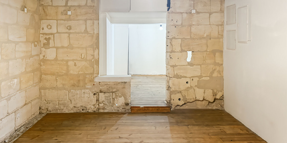 local commercial à BORDEAUX (33000)