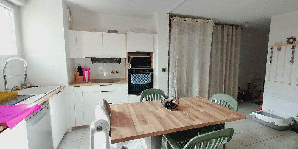 appartement à LA LANDE DE FRONSAC (33240)
