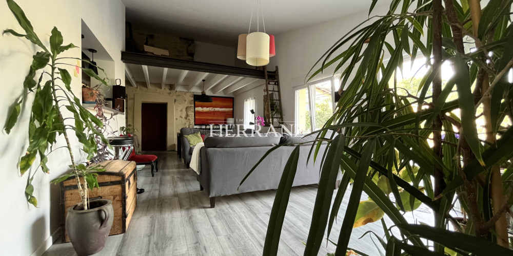 maison à MONTAGNE (33570)
