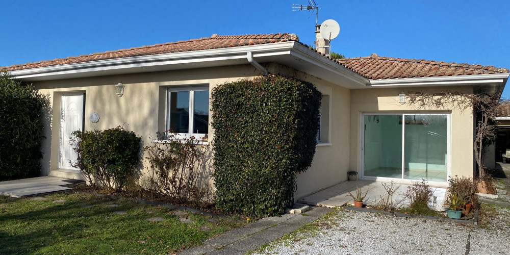 maison à ARES (33740)